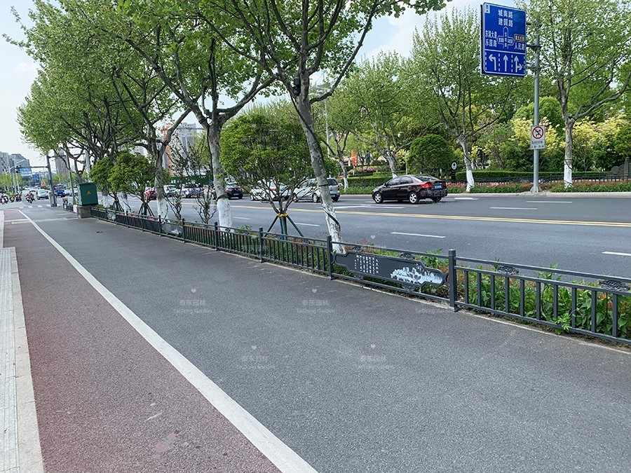 1588145227121599.jpg 花箱