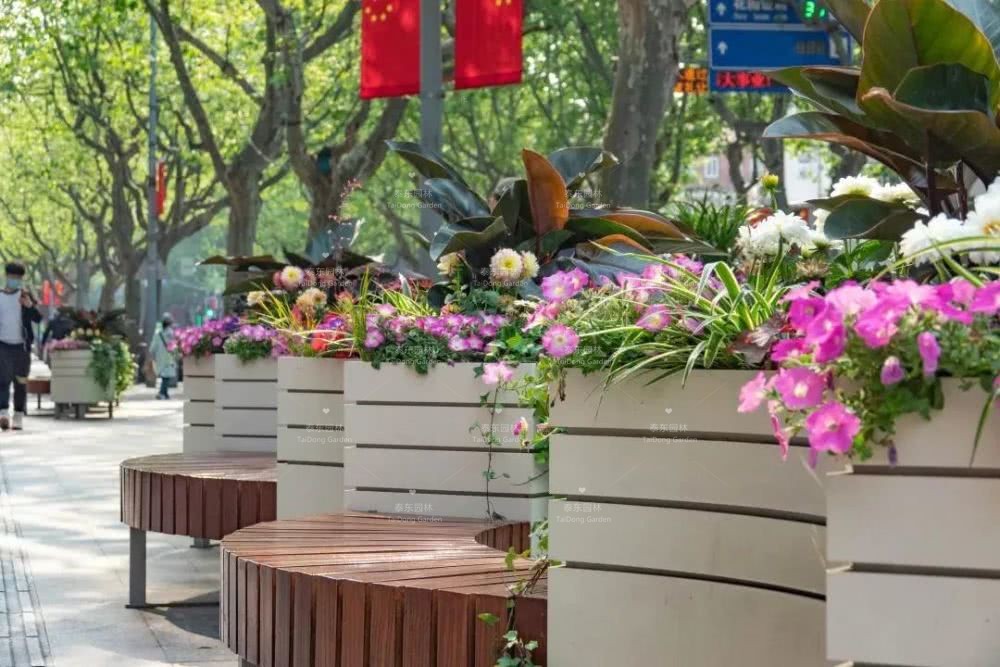 1588465524175873.jpg 花箱