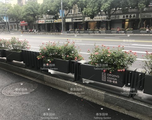 道路花箱 道路花箱