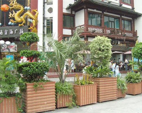 1598582916719438.jpg 道路花箱5.jpg