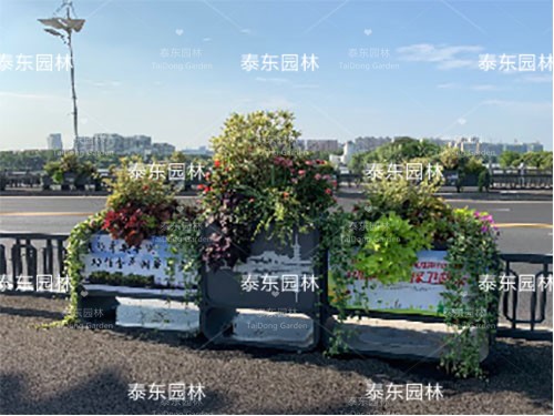 人行道護欄花箱