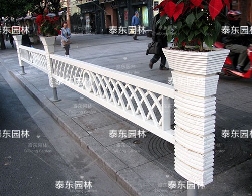 PVC火炬護欄花箱 PVC火炬護欄花箱