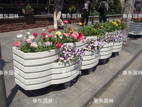 PVC微發(fā)泡花箱 PVC微發(fā)泡花箱