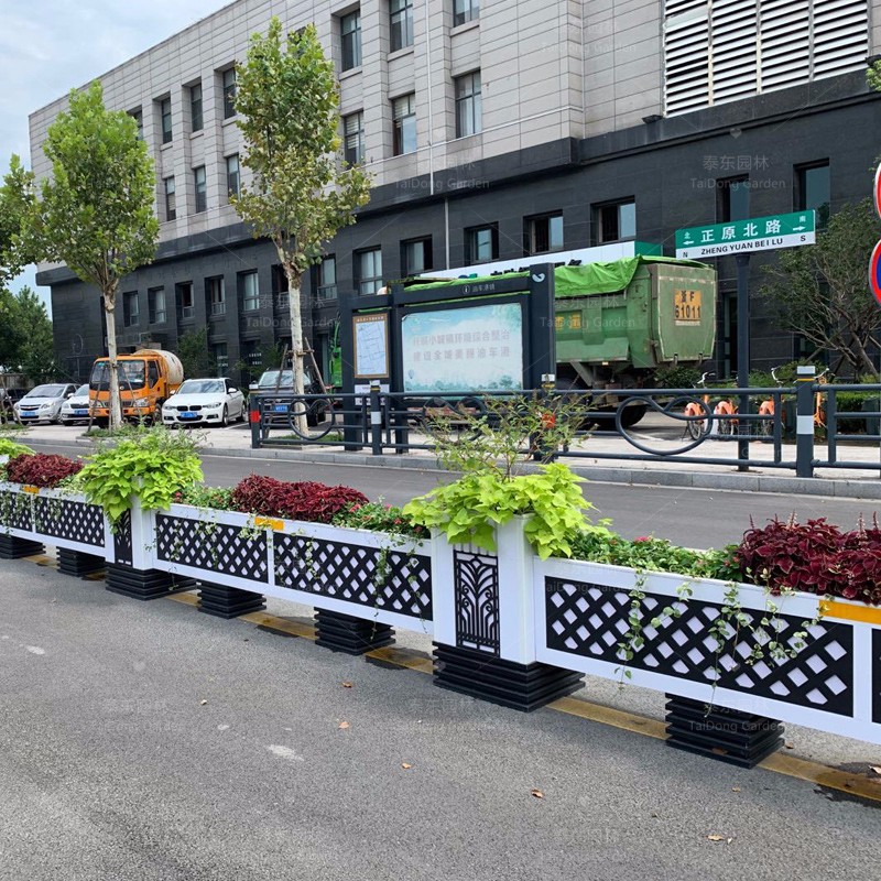 1689148149363596.jpg 花箱