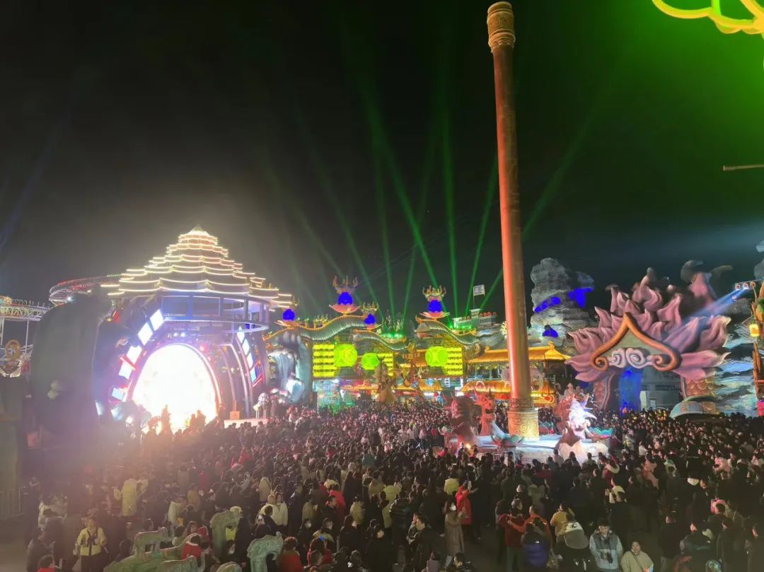 1708590407317470.jpg 花箱