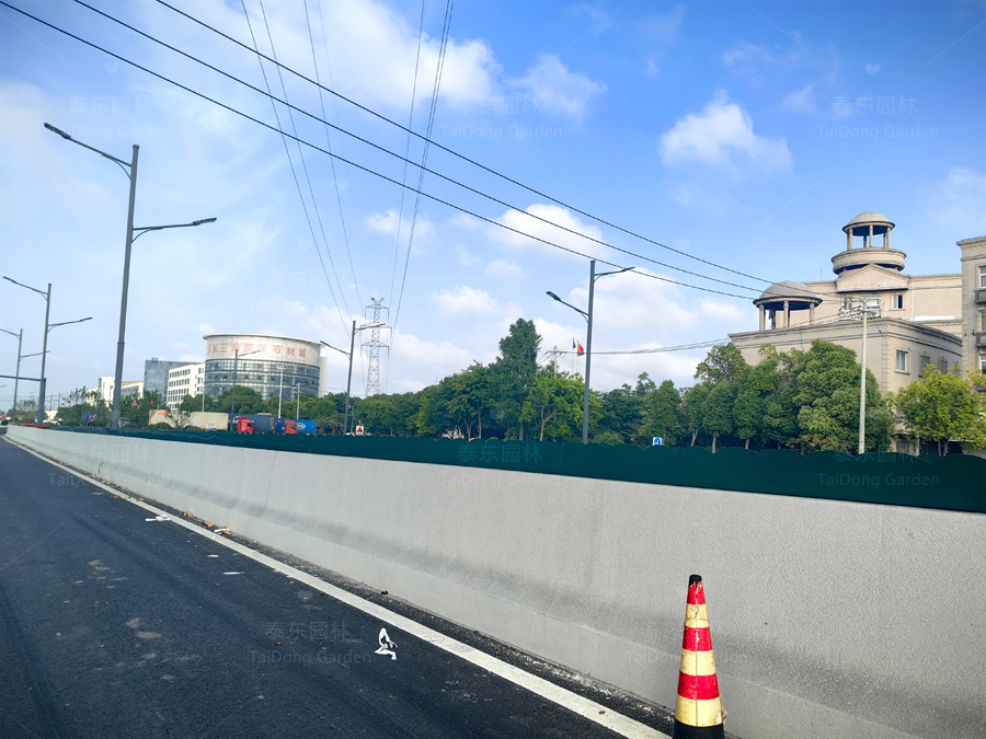 1716960182736560.jpg 花箱